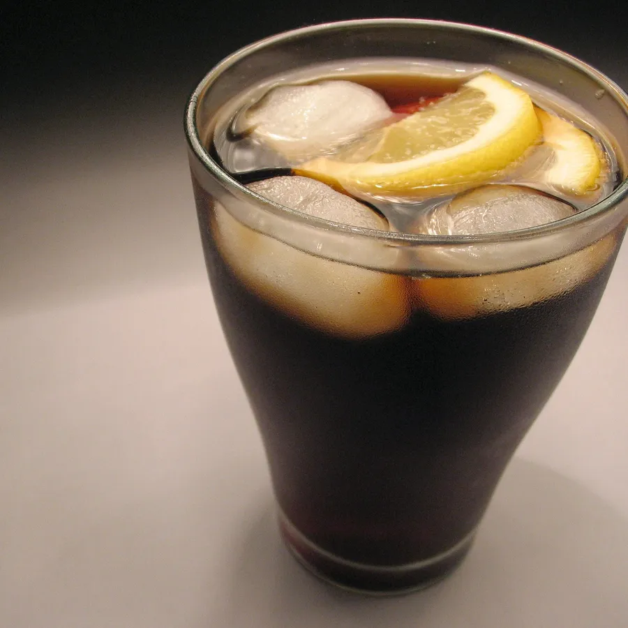 Cola with Lemon